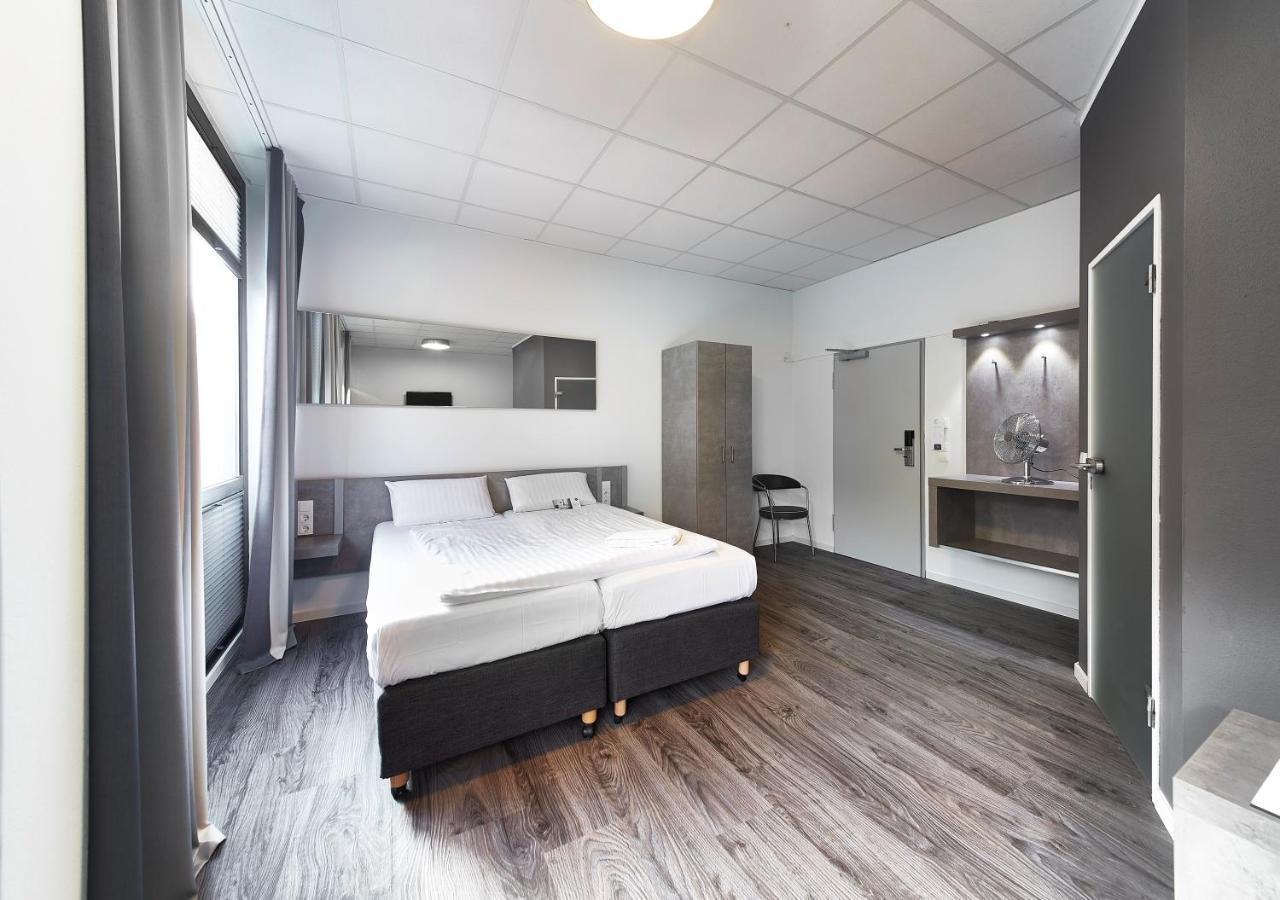 Road House Hotel พาเดอร์บอร์น ภายนอก รูปภาพ