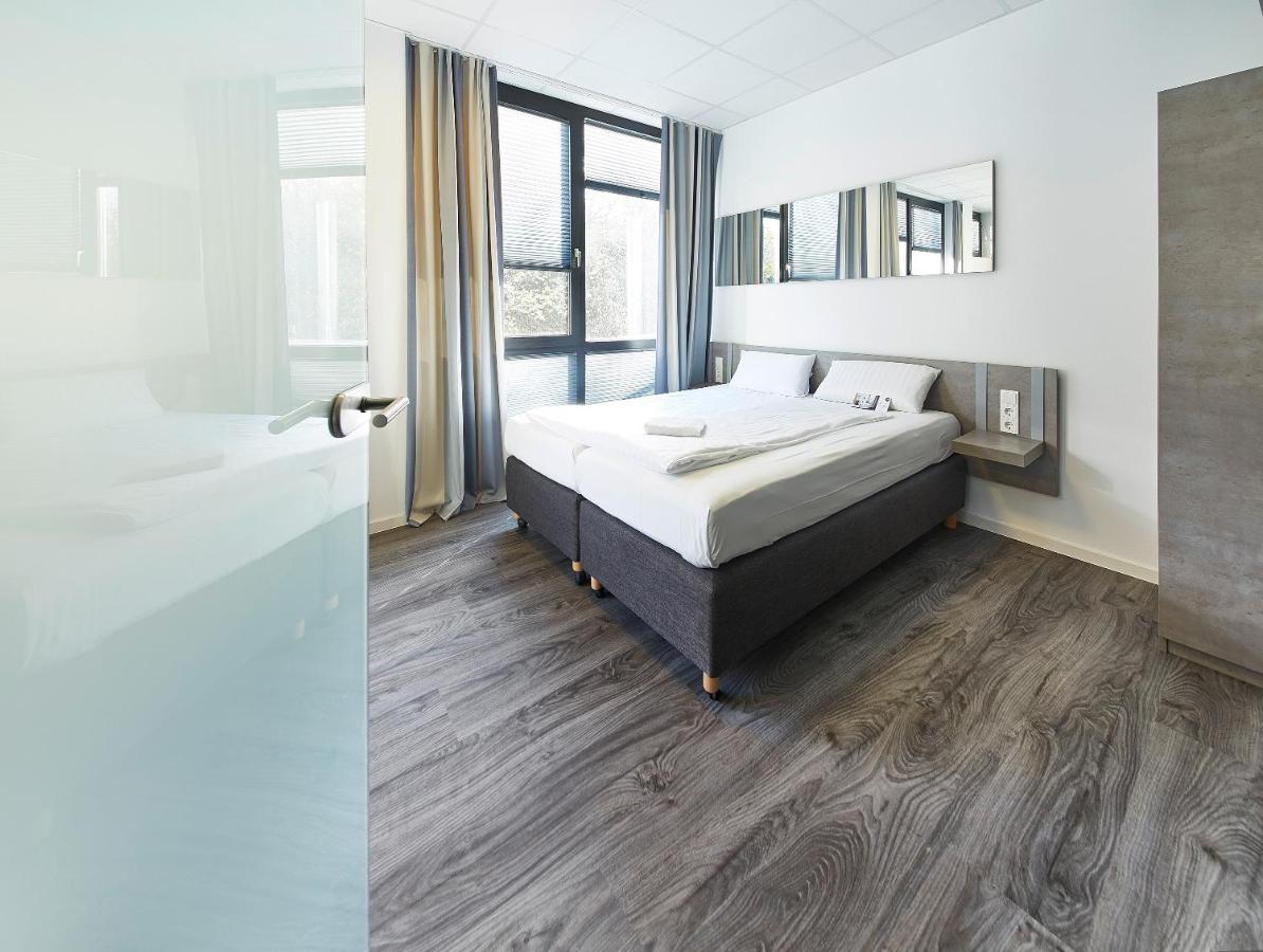 Road House Hotel พาเดอร์บอร์น ภายนอก รูปภาพ