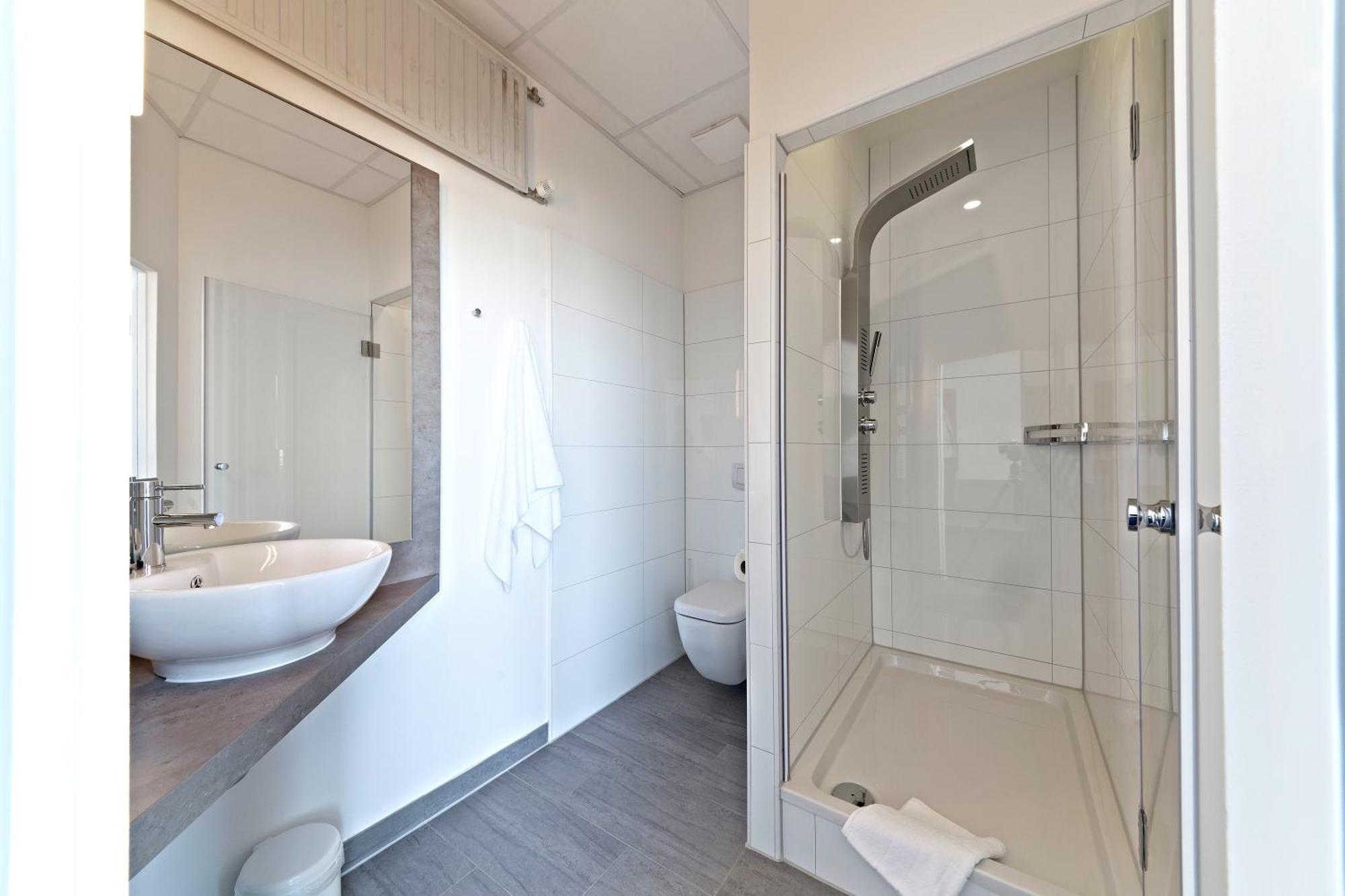 Road House Hotel พาเดอร์บอร์น ภายนอก รูปภาพ