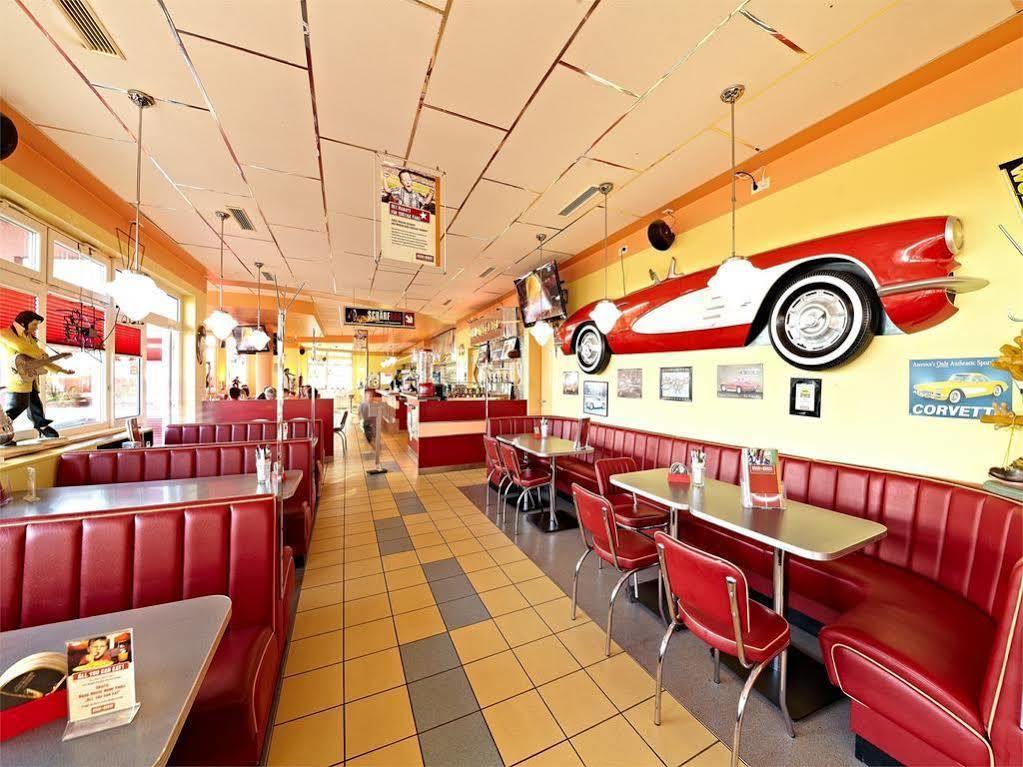 Road House Hotel พาเดอร์บอร์น ภายนอก รูปภาพ
