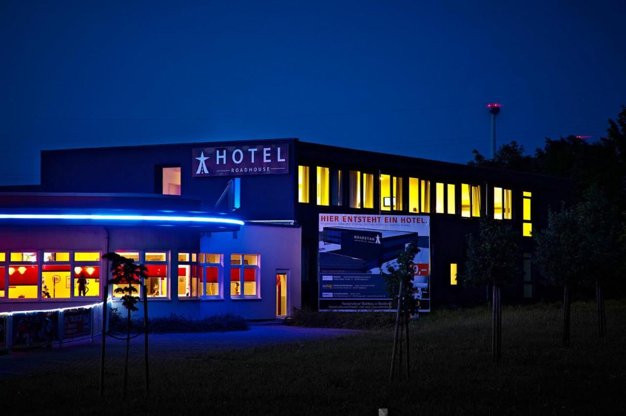 Road House Hotel พาเดอร์บอร์น ภายนอก รูปภาพ