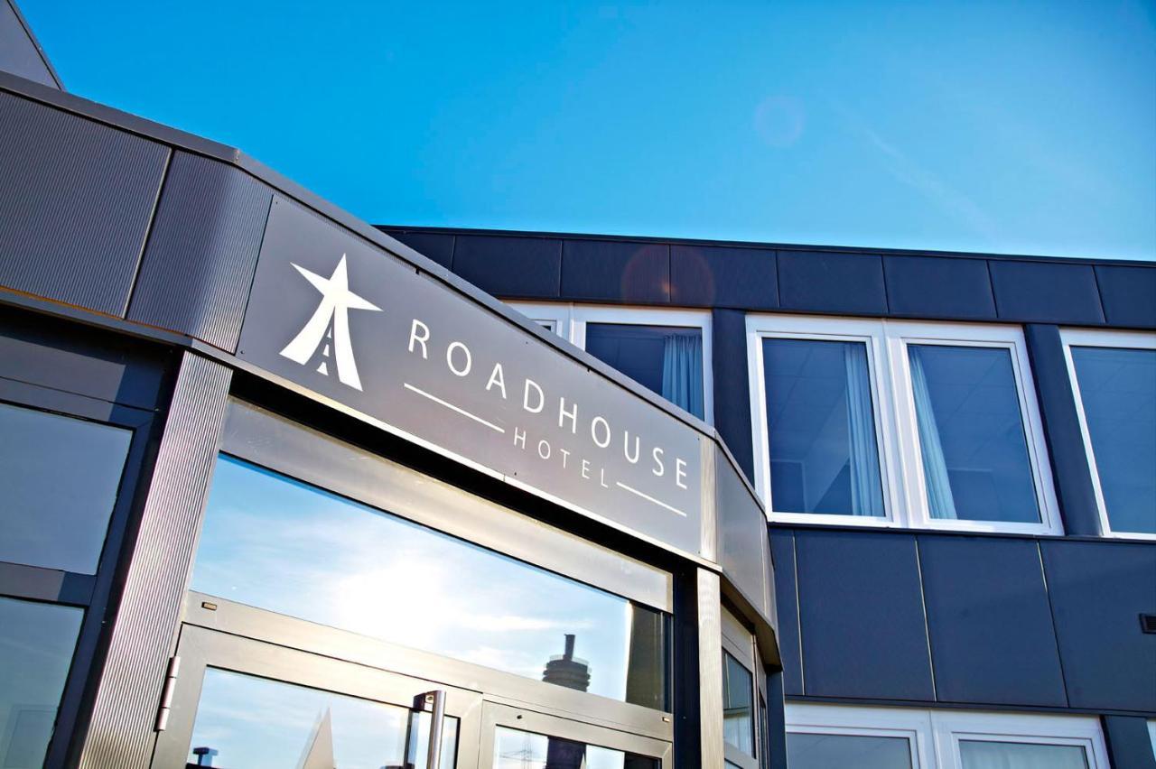 Road House Hotel พาเดอร์บอร์น ภายนอก รูปภาพ
